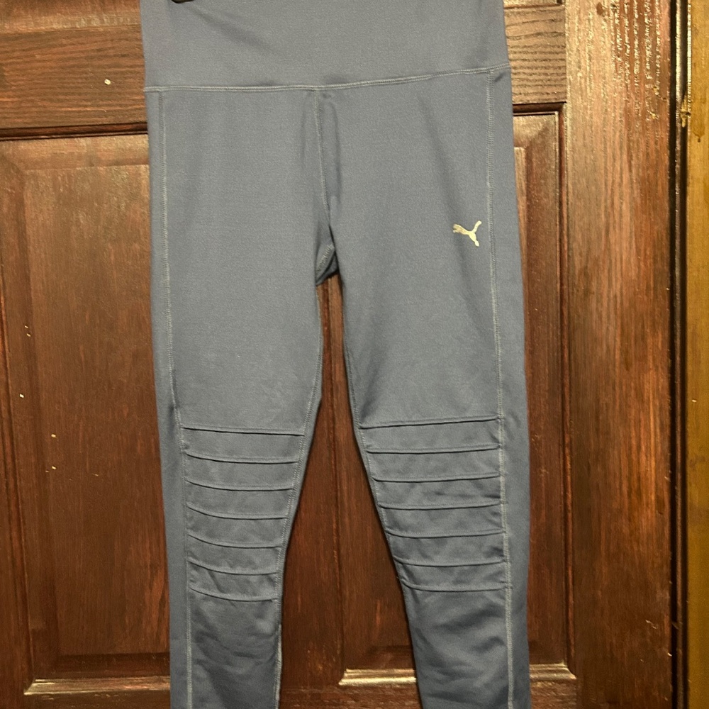 Puma leggings size medium - Picture 4 of 4